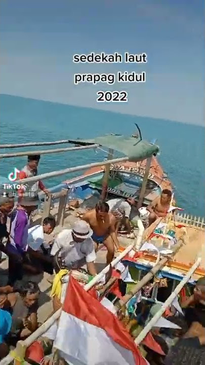 sesaji kepala kerbau laut utara