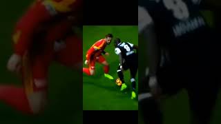 Bakmaya Değil Atmaya Geldim Diyo Aboubakarrrrrr