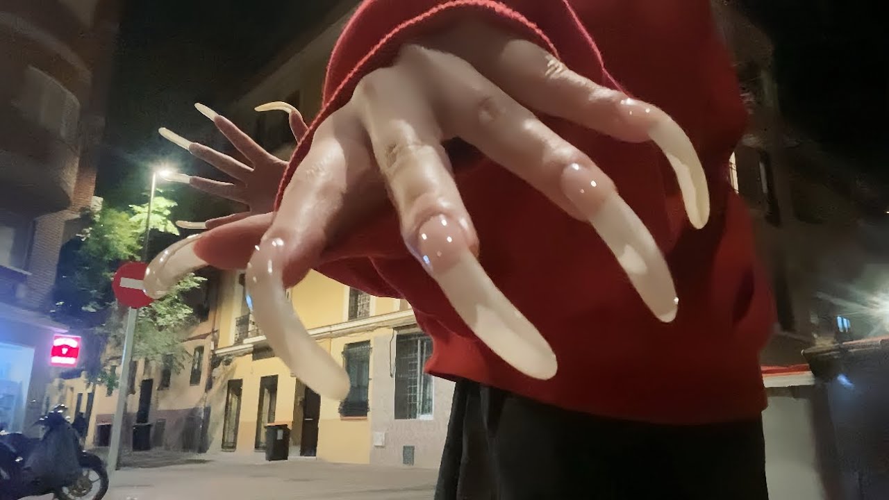 ASMR Outside Tapping Triggers with my LONG NATURAL NAILS❤️‍🩹Hypnotizing Hand Movements