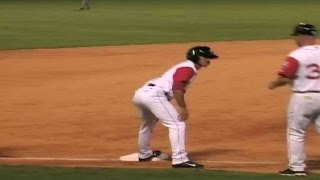 Arkansas' Hernandez ties game