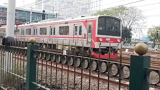 通勤線 JR 205-130+149 チカラン行き