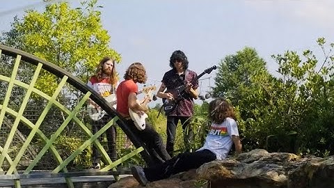 Manta Rays - Make It On Time (Official Video)