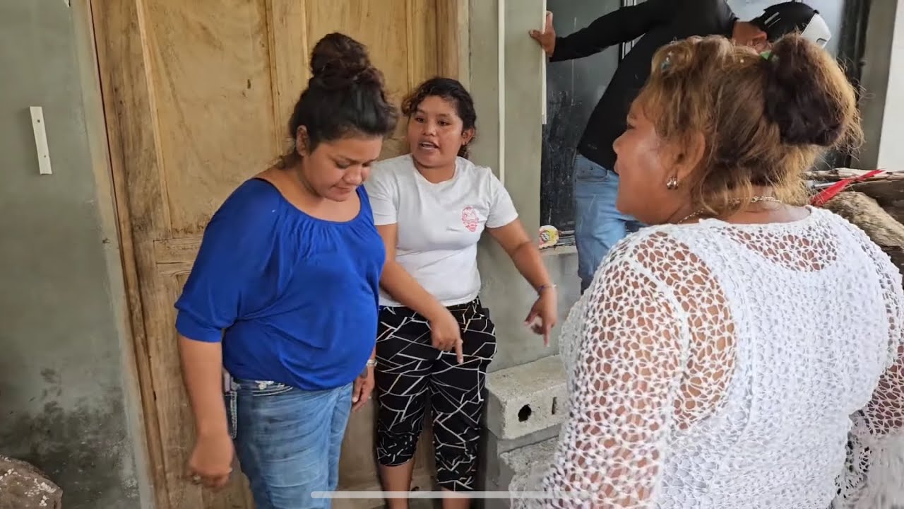 Míralo antes que lo Borren AQUÍ Morelia y doña BETTY😱 se Aga.rr4r0n