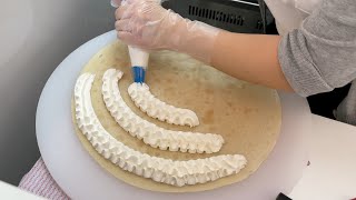 Japanese Street Food - Creamy Macaroon Crepe by 毎日甘いもの食べたい 528,058 views 3 years ago 10 minutes, 2 seconds