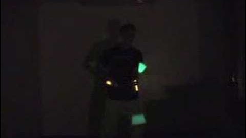Glowsticking.com Stringing: Adrillf glowstringing 3.11.05
