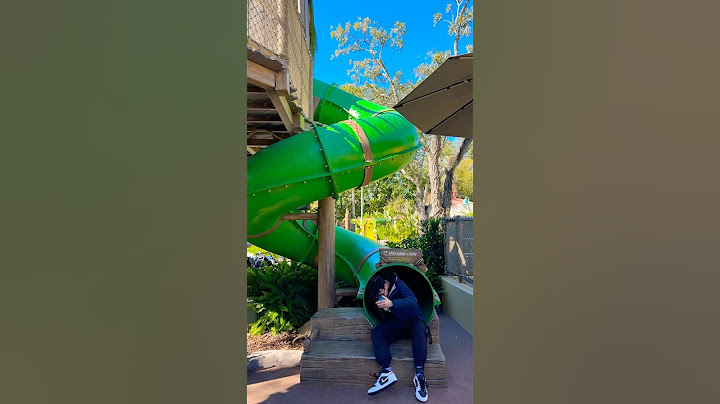 Shrek Fart Slide At Universal Studios 💨 #shorts #shrek