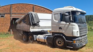 SCANIA CARREGADA DE ARROZ