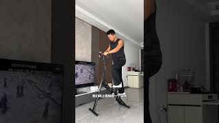 Climbing upstairs on an empty stomach doesn t explain it doesn t run or jump it s friendly