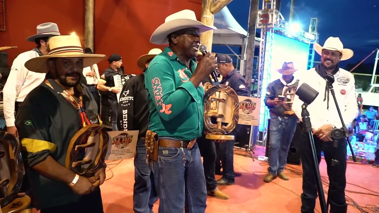 Menajão Muladeiro - Rumo a Barretos - 13º Queima do Alho da Morada du Capiau