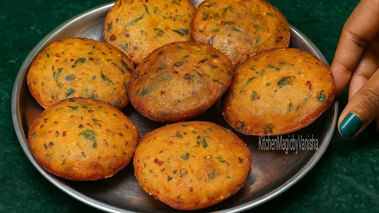 केवल 2 कच्चे आलू से बना गरमा गरम कुरकुरा नाश्ता जो भी खाए खाता ही जाए | crispy aalu ka nashta