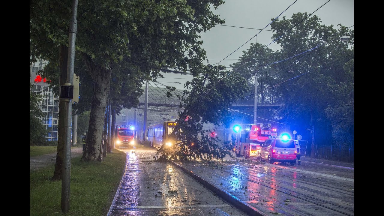 Schwere Gewitter In Stuttgart Und Der Region Youtube