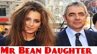Rowan Atkinson's Daughter 2017 | Lily Atkinson (Mr Bean) Daughter
