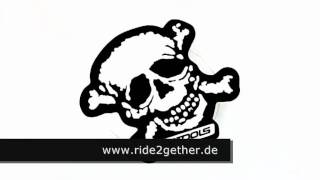 Ride2Gether.de Icetools Snowtool Skull Mat Aufkleber Snowboard