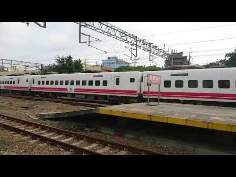 1061231 台鐵111次普悠瑪新自強號民雄通過 *