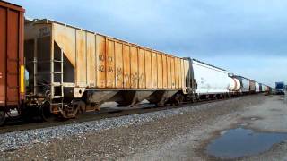 NS 319 And Amtrak 392