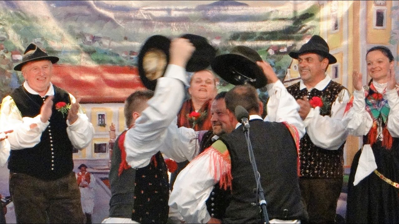 FD Preddvor, Slovenija - Slovenski folklor