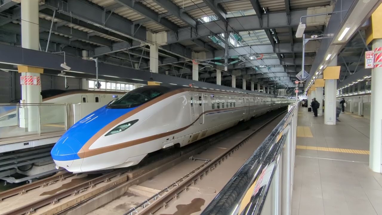 2026年3月7日JR西日本北陸新幹線金沢(駅)つるぎ号(各)到着→停車·W7系W編成運行 12番のりばW6編成1014Eつるぎ14号金沢着 13番のりばW24編成23Eつるぎ23号(金沢·)敦賀行き