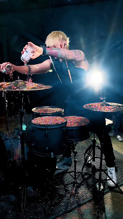 DRUM BUT WITH SPRINKLES🧁