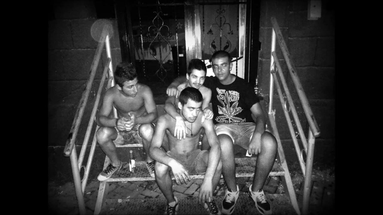 Watch Rempellos - Poses fores (Beat By Fres) on YouTube Watch Rempellos - Poses fores (Beat By Fres) on YouTube