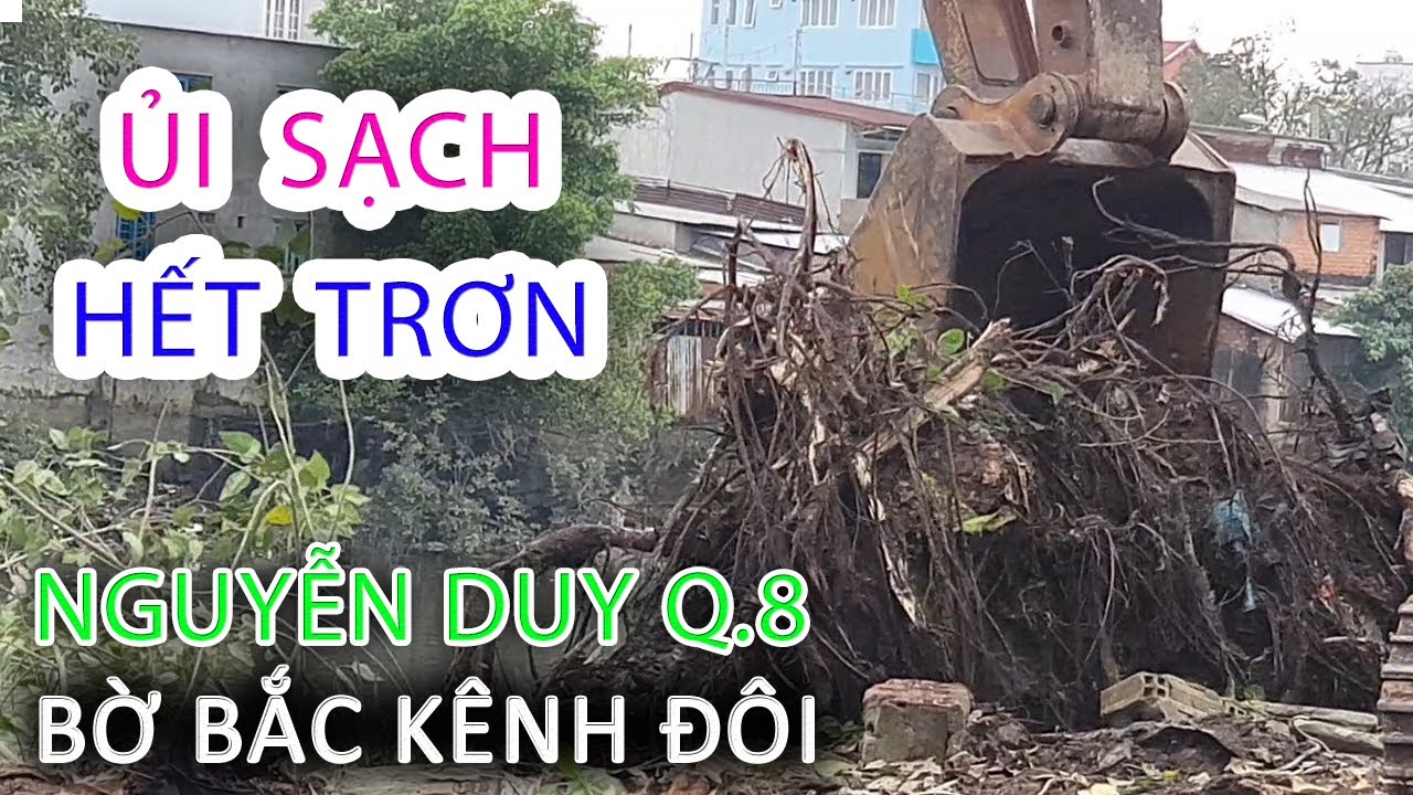 Сегодня ведутся работы по выравниванию и расчистке территории на северном берегу Двойного канала,...