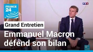 Emmanuel Macron défend son bilan sans officialiser sa candidature à la présidentielle