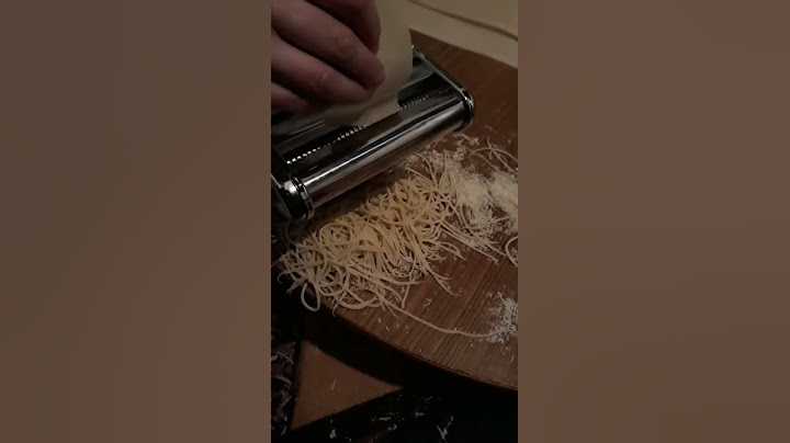 Erişte makinesi..pratik oluyor yaa