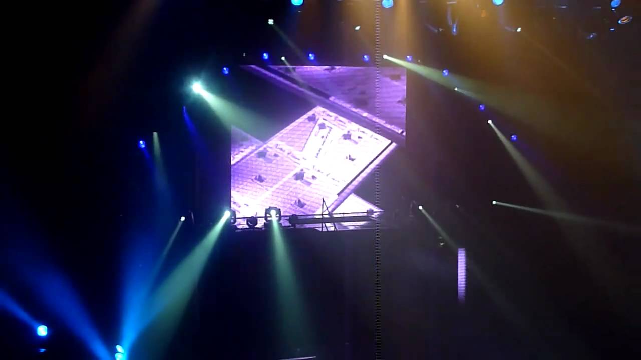 The Saturdays - Intro and Higher (Headlines Tour - HMV Apollo Hammersmith - 17th February 2011)