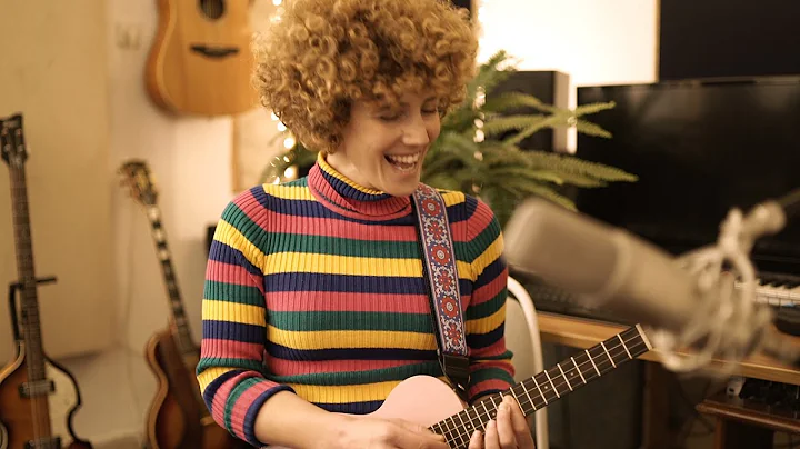 Mika Sade - The Sun Shines Down On Me (Daniel Johnston cover)