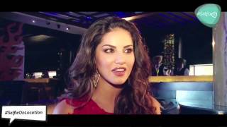 Sunny Leone Sizzles In Hot Los Angeles - Selfie On Location