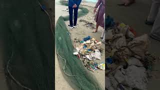 Fish के चकार में Sel-fish  selfish harami fish sea cleaningtips gyankibaat travelvlogger