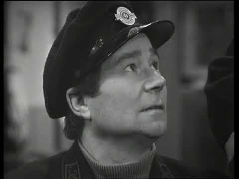 On the Buses S01E01 The Early Shift
