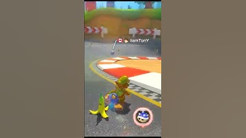 The BLUE SHELL helps me win!? | #mariokart #mk8d #nintendo #gaming #mariokart8deluxe