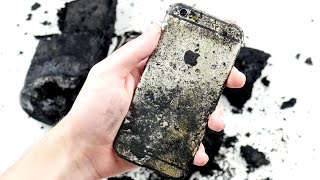 Iphone 6S Inside A Black Snake! Will It Survive?