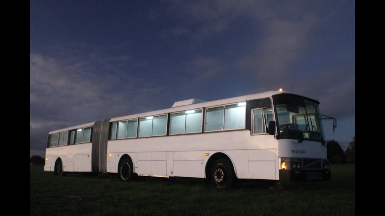 Nick Jordan Converts An Old Bendy School Bus Into A 44 000 Tiny