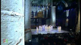 13.Angel Voices - ''I Am The Day''. ( Libera in concert ).