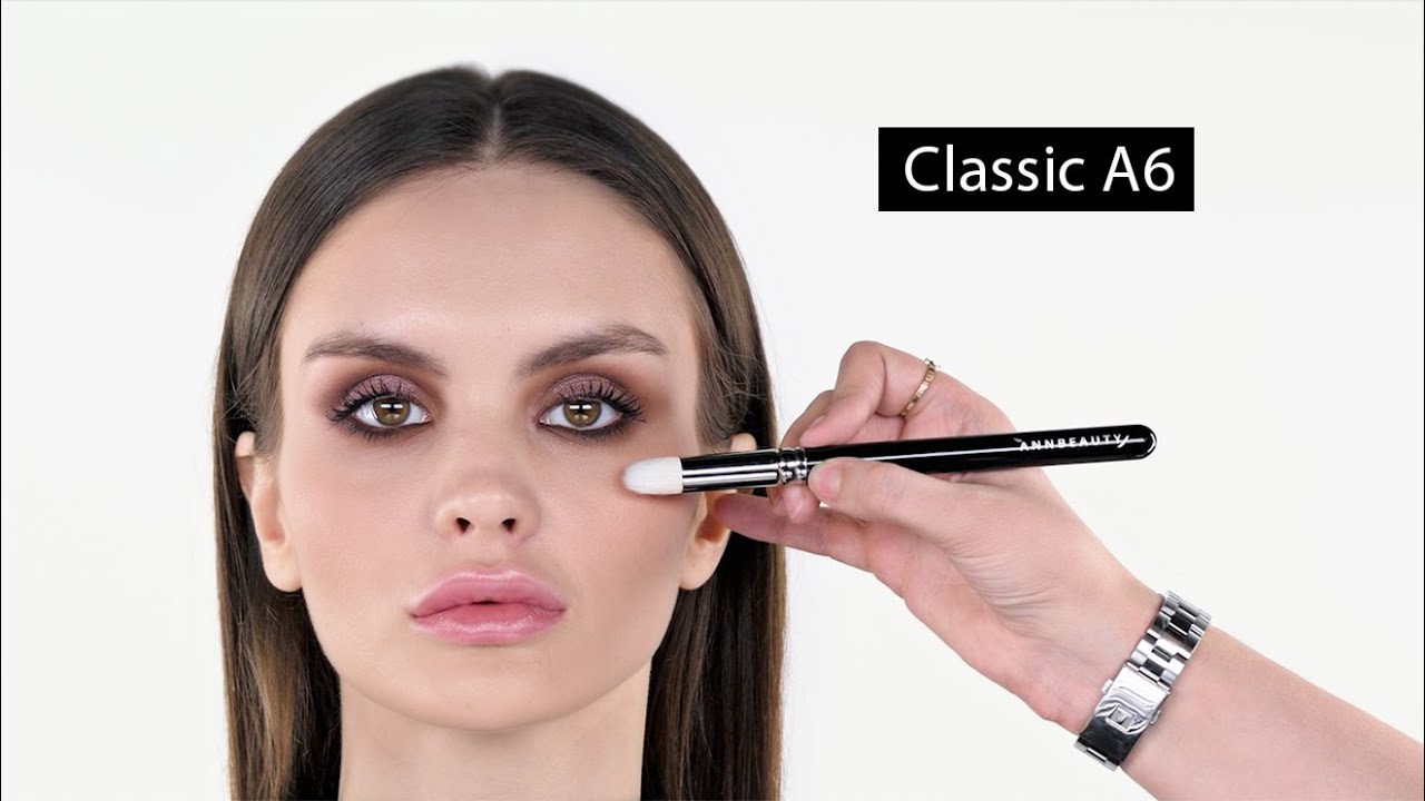 Наносим консилер кистью  Classic Annbeauty A6