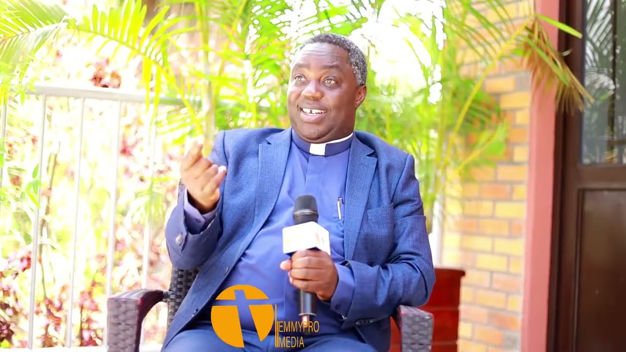 UBURYO WASUKURA UBWIBUKIRO BWAWE UGAKURAMO IMPUMURO MBI  : PADIRI EUGENE NIYONZIMA