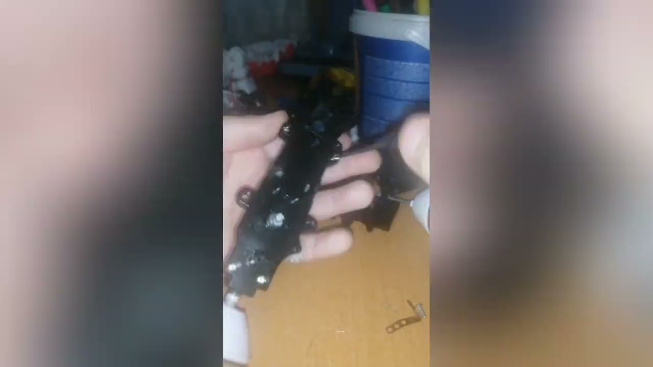 Ремонт танцующего робота Naughty dancing robot (digital warrior 08) repair dancing robot