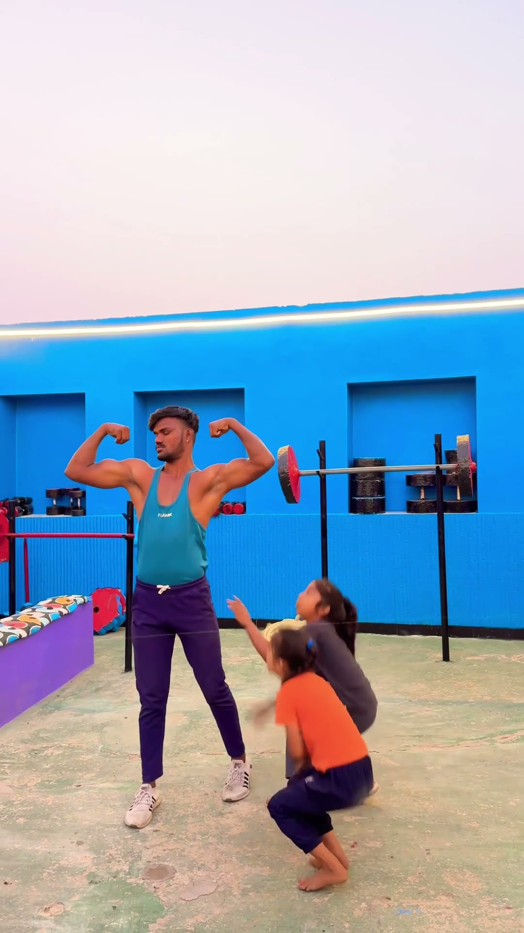 Hawa me उड़ गया ??? #shortvideo #funnyvideo