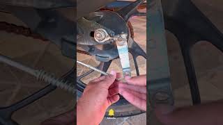 Nice Hack,! 🪢✅ Genius Rope Knot Trick to Loosen a Stuck Engine Motorcycle Rear Brake Nut! 🪢🏍️