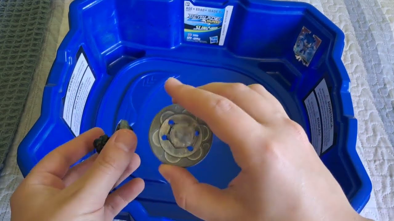 Batalla Beyblades Metal Fight, Twisted Tempo vs Rock Leone en Estadio Burst Turbo
