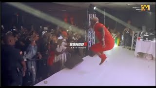 HARMONIZE AJAZA NYOMI LA MASHABIKI MAREKANI KWENYE SHOW YAKE YA HOUSTON TEXAS/SHANGWE LA HATARI