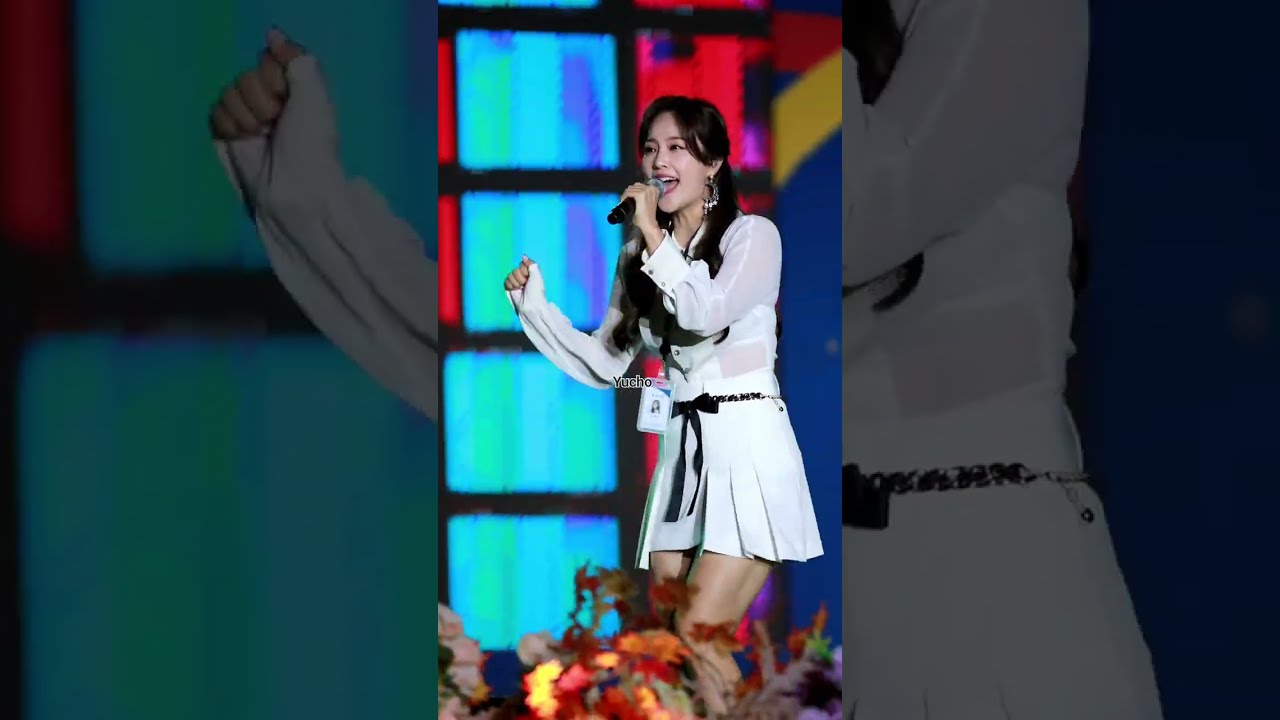 소유미 [제15회 경상북도 우수시장 상품전시회 기념 스타쇼(아이냇TV 영천)] 23.10.13
