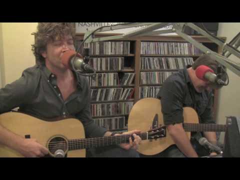 Matt Wertz with Dave Barnes - Voices - Live on Lig...