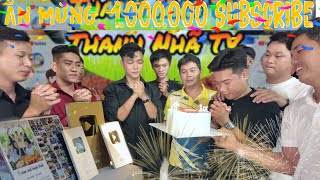 Ăn Mừng Kỉ Niệm Kênh Đạt 1.000.000 SUBSCRIBE Và Những Lời Tâm Sự | Thanh Nhã TV