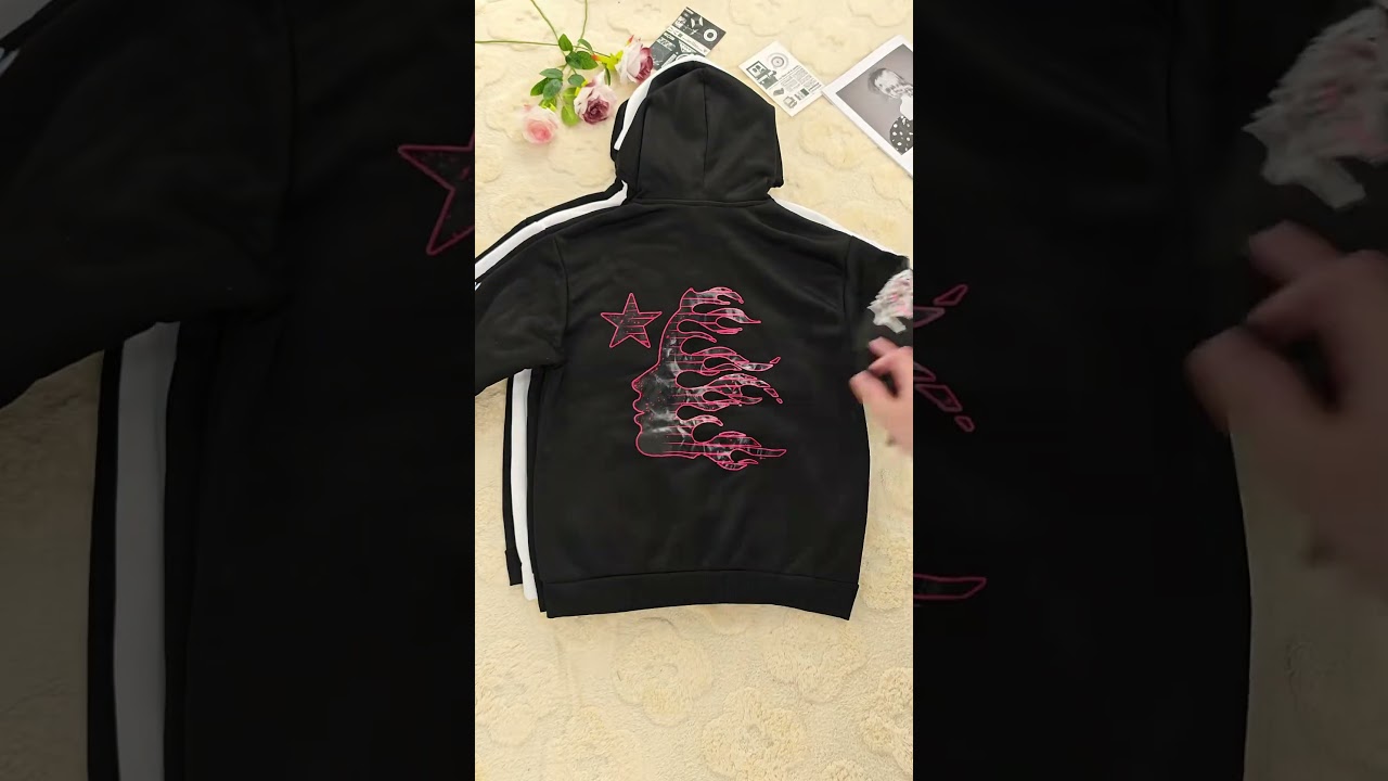 Cozy & Stylish Sweatsuit Perfect for Winter 