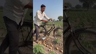 "Aalu Ukhadna Hua Aasan 😳 | Bike Wali Smart Harvesting Machine | AI Farming Concept"