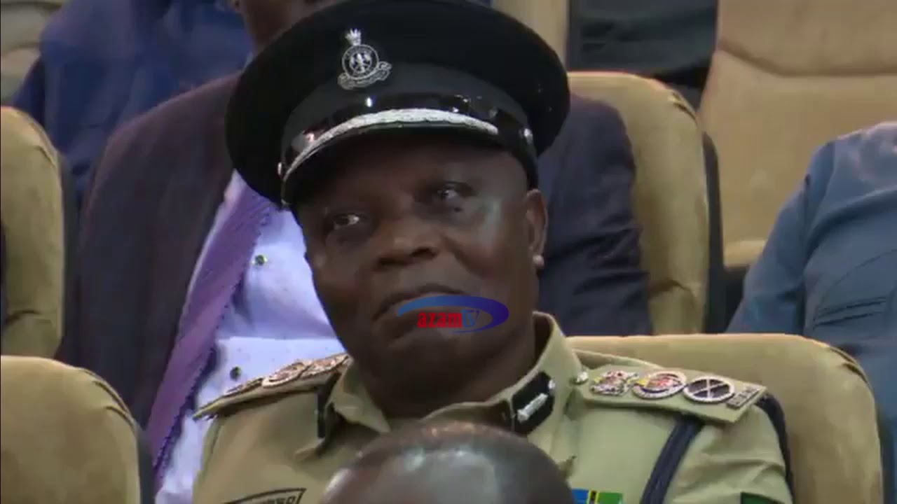 JPM ‘amjia juu’ IGP Sirro, ni juu ya mamilioni ya mishahara hewa ya polisi