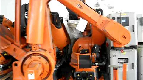 Used industrial robot ABB IRB6400 2.4/150 M98 at www.eurobots.net