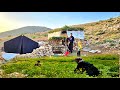 Nomadic life experience: Building a wooden and stone house in the cold mountains with real hardships